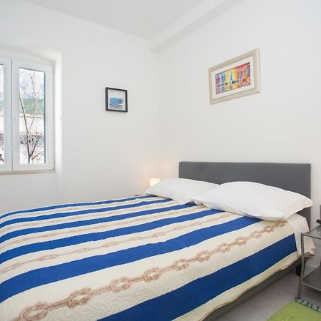 Beach Apartment Renco Sumpetar Kültér fotó